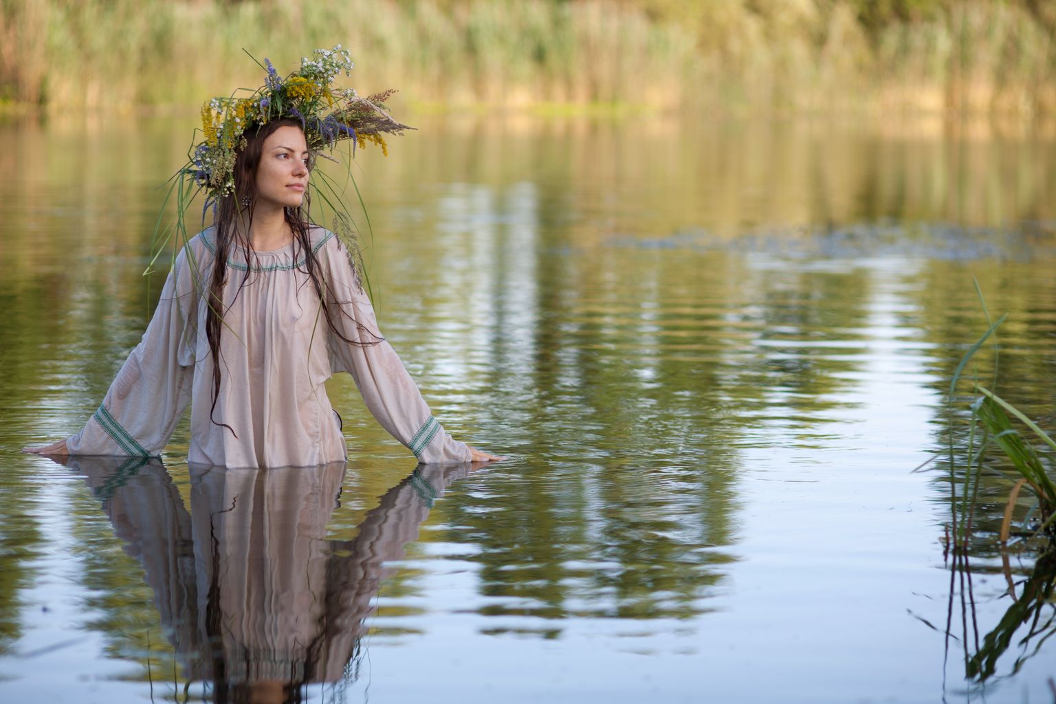 Slavic girls in Bhubaneshwar