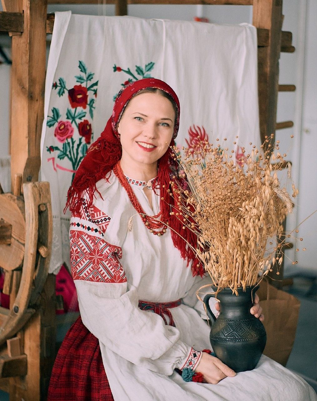 Women in Slavic costumes in Bhubaneshwar