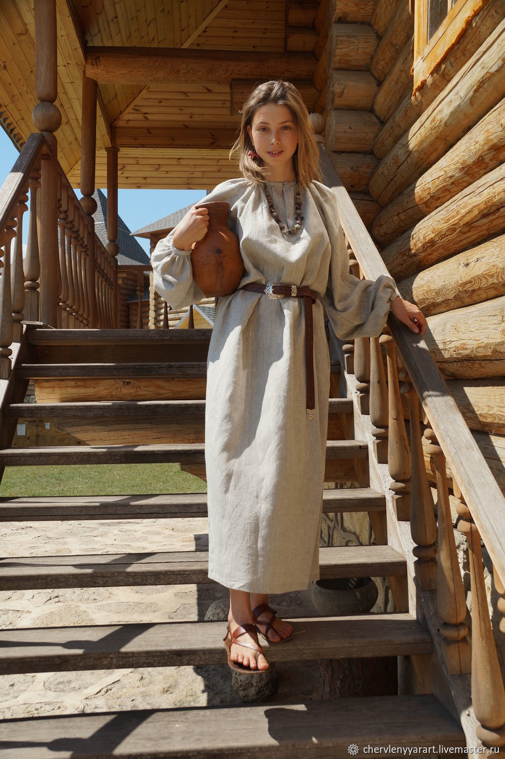 Girls in Slavic costumes in Bhubaneshwar